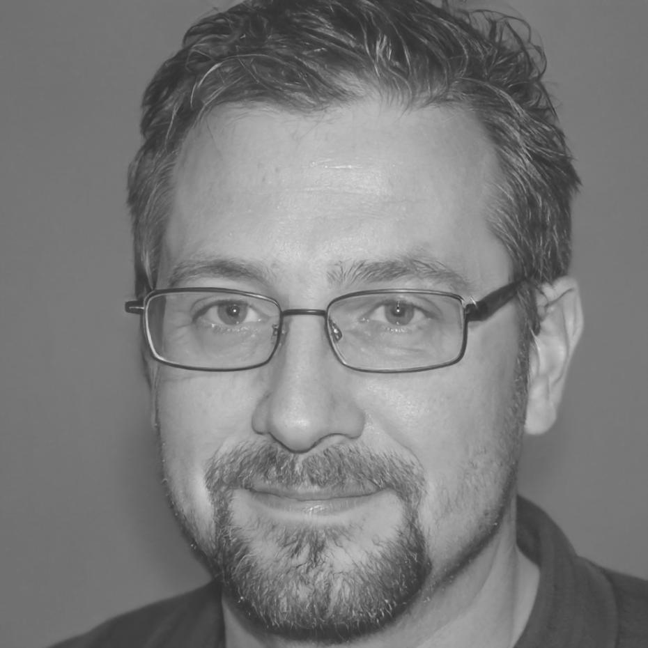 Carlos Mendoza, Director de Análisis Estratégico de parqoselari